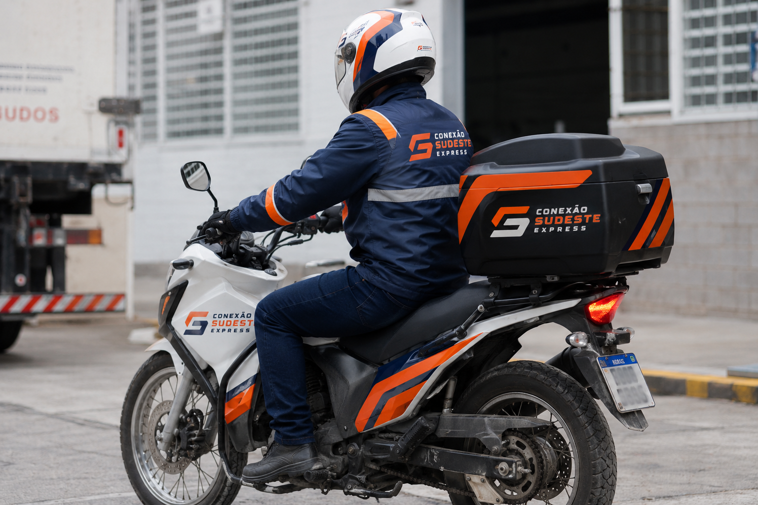 Veículo Moto Express da Conexão Sudeste Express